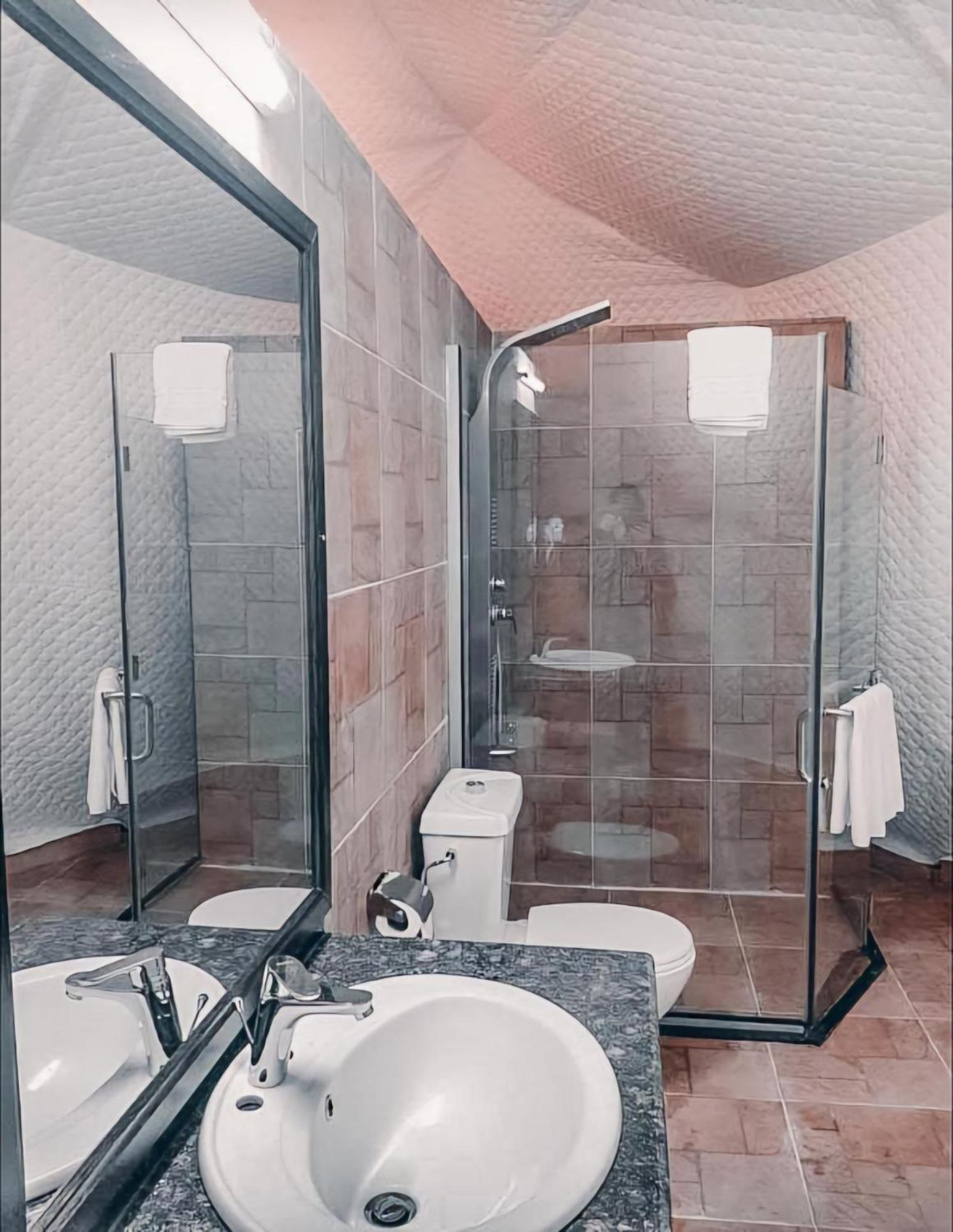 Rum Royal Flower Luxury Camp Вади Рум Екстериор снимка