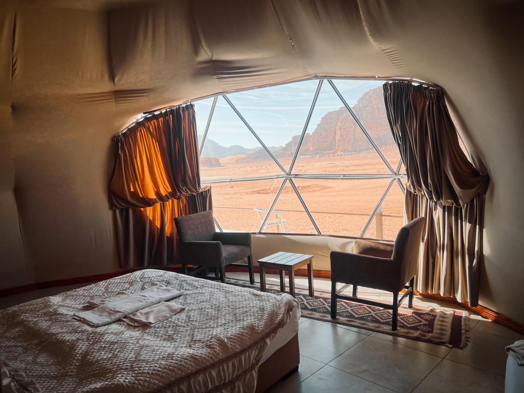 Rum Royal Flower Luxury Camp Вади Рум Екстериор снимка