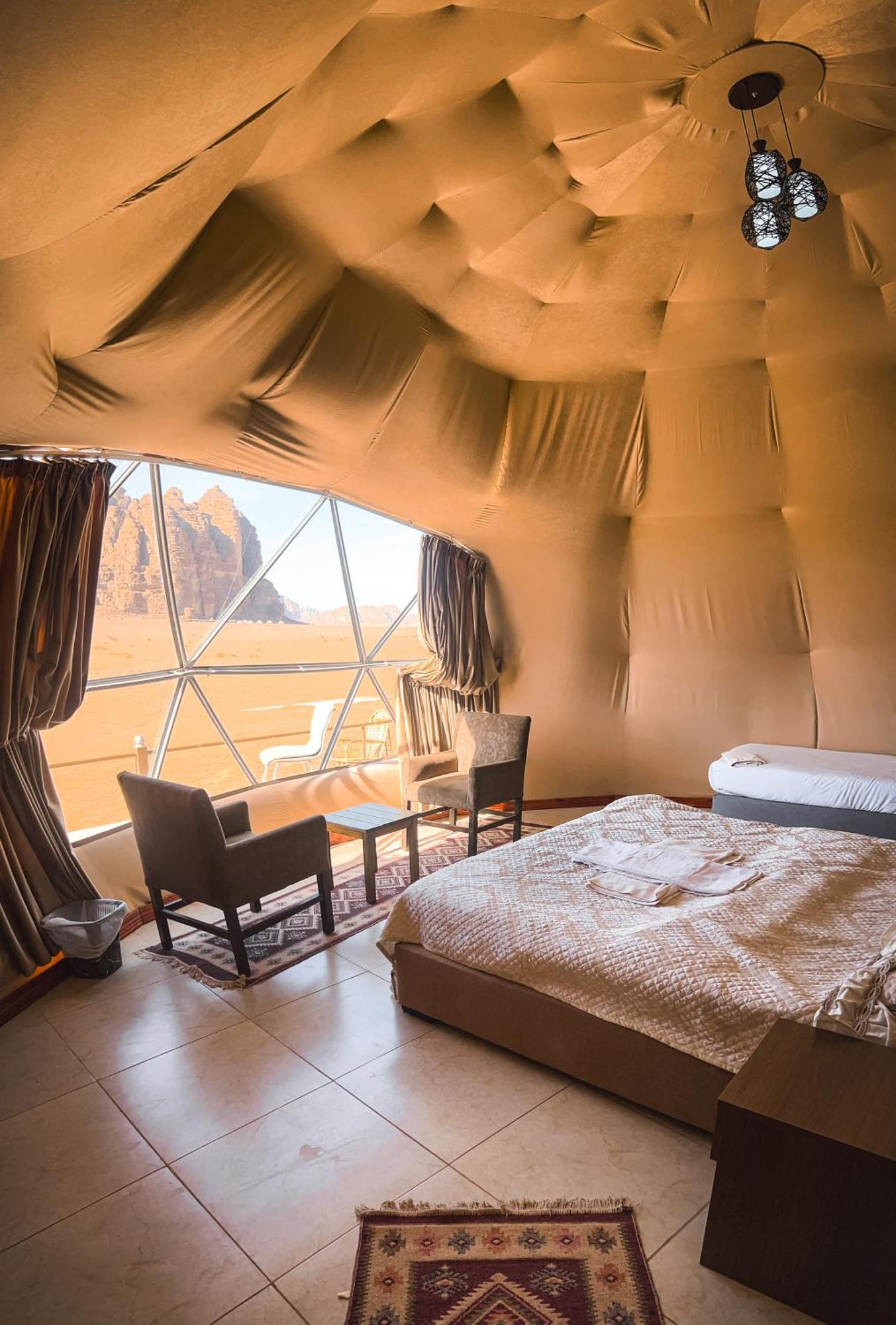 Rum Royal Flower Luxury Camp Вади Рум Екстериор снимка